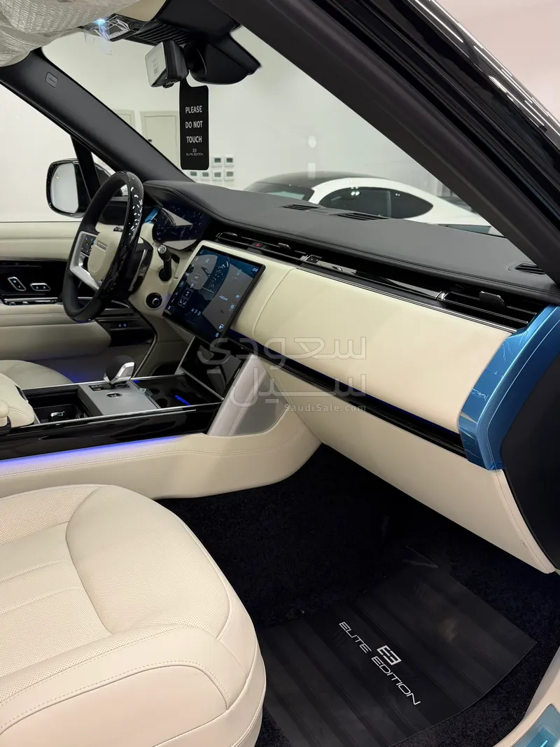 2025 لاند روفر رينج روفر اوتوبيوغرافي