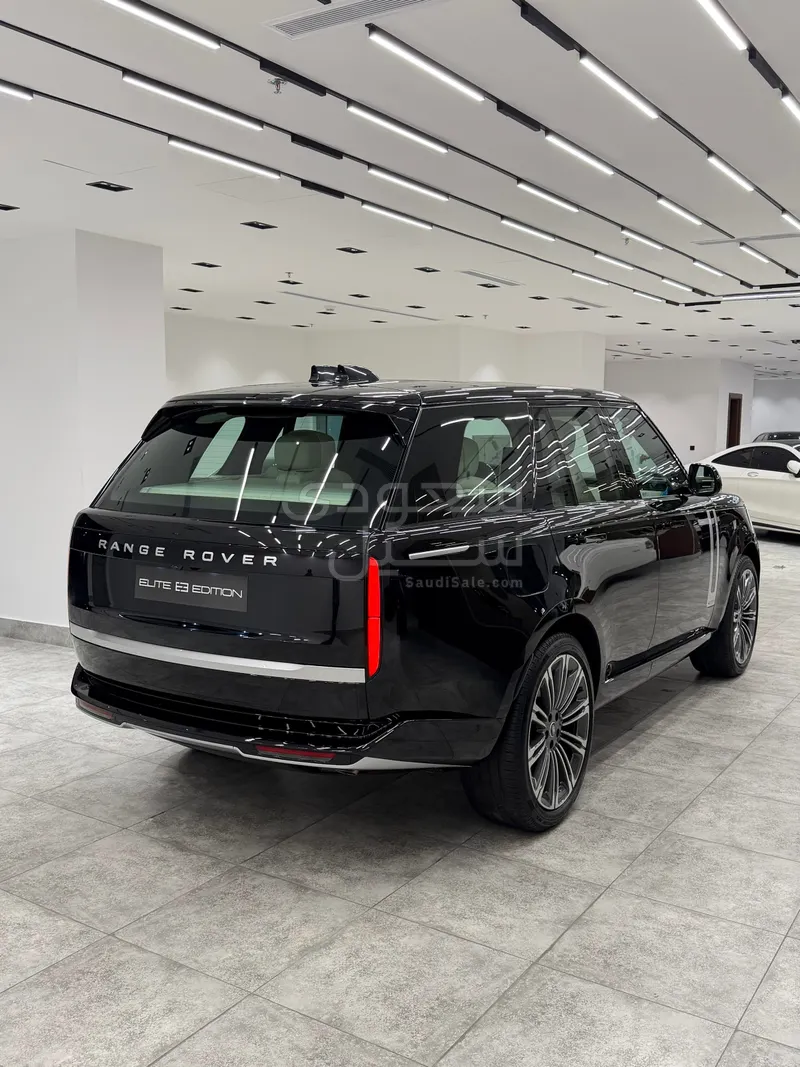 2025 لاند روفر رينج روفر اوتوبيوغرافي