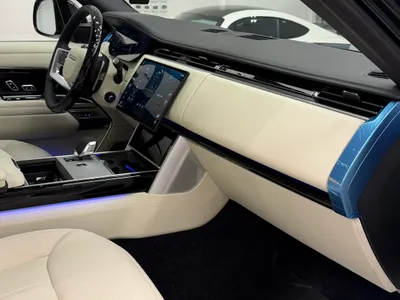 2025 لاند روفر رينج روفر اوتوبيوغرافي