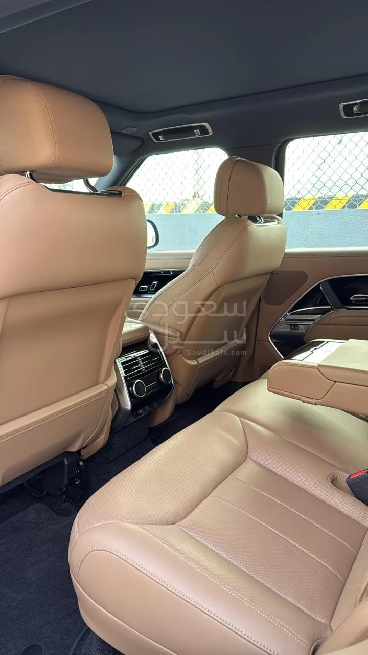 2023 لاند روفر رينج روفر اتش اس اي