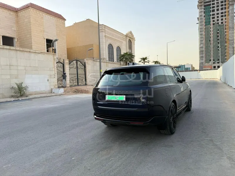 2023 لاند روفر رينج روفر اتش اس اي