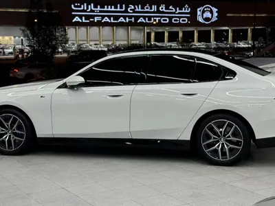 2024 بي ام دبليو الفئة الخامسة 520 أي