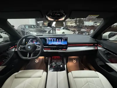 2024 بي ام دبليو الفئة الخامسة 520 أي