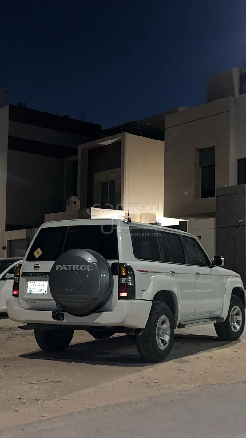 2014 نيسان باترول سفاري