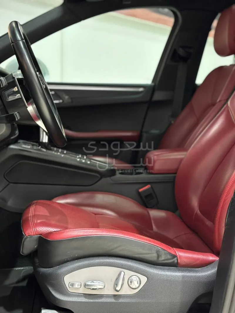 2020 بورش ماكان