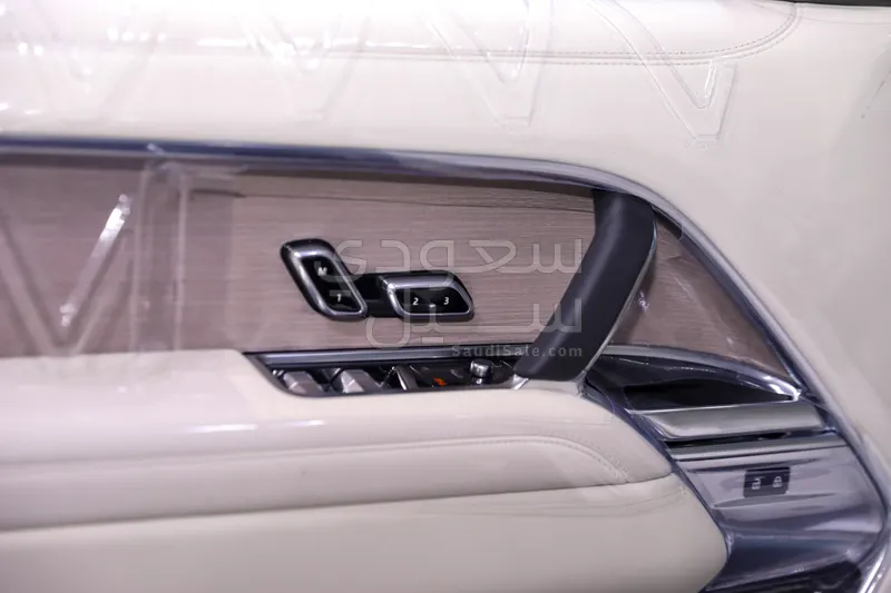 2025 لاند روفر رينج روفر اتش اس اي