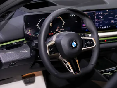 2026 بي ام دبليو الفئة الخامسة 520 أي