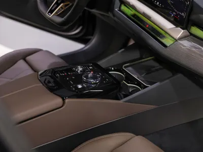 2026 بي ام دبليو الفئة الخامسة 520 أي