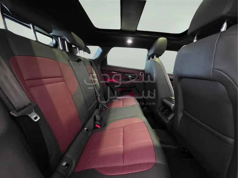 2026 لاند روفر رينج روفر ايفوك