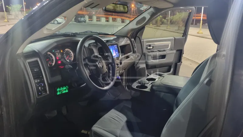 2018 دودج رام 1500 كلاسيك