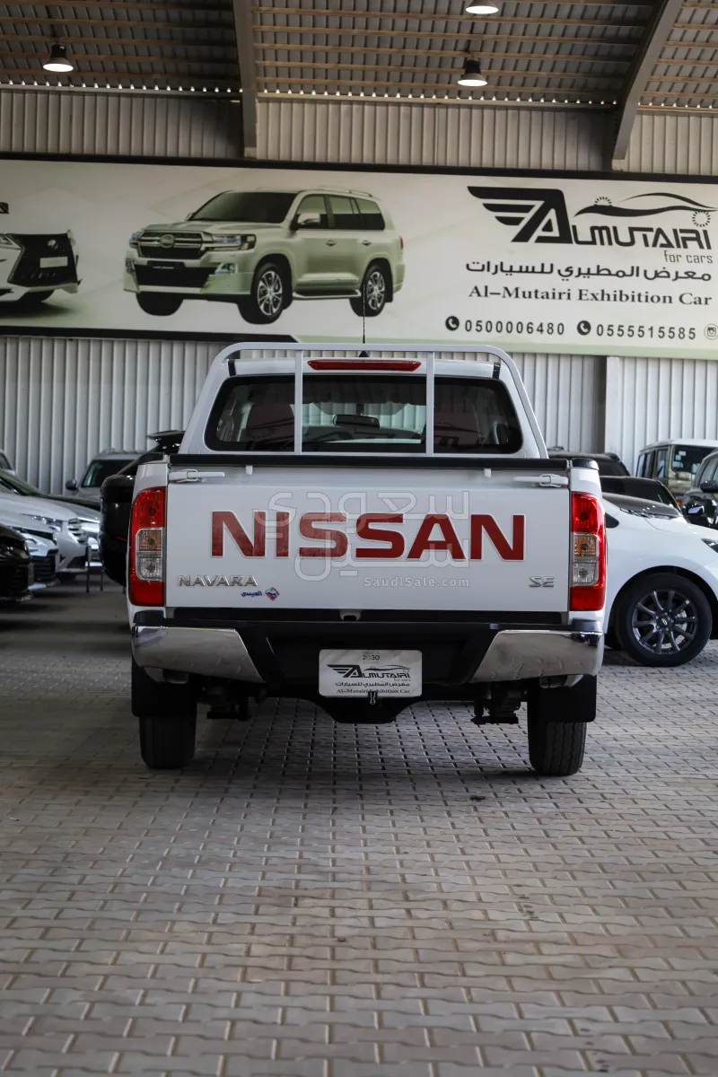 2016 نيسان نافارا