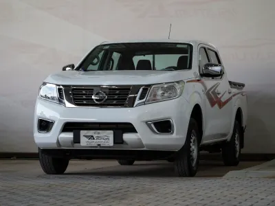 2016 نيسان نافارا