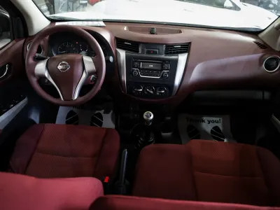 2016 نيسان نافارا