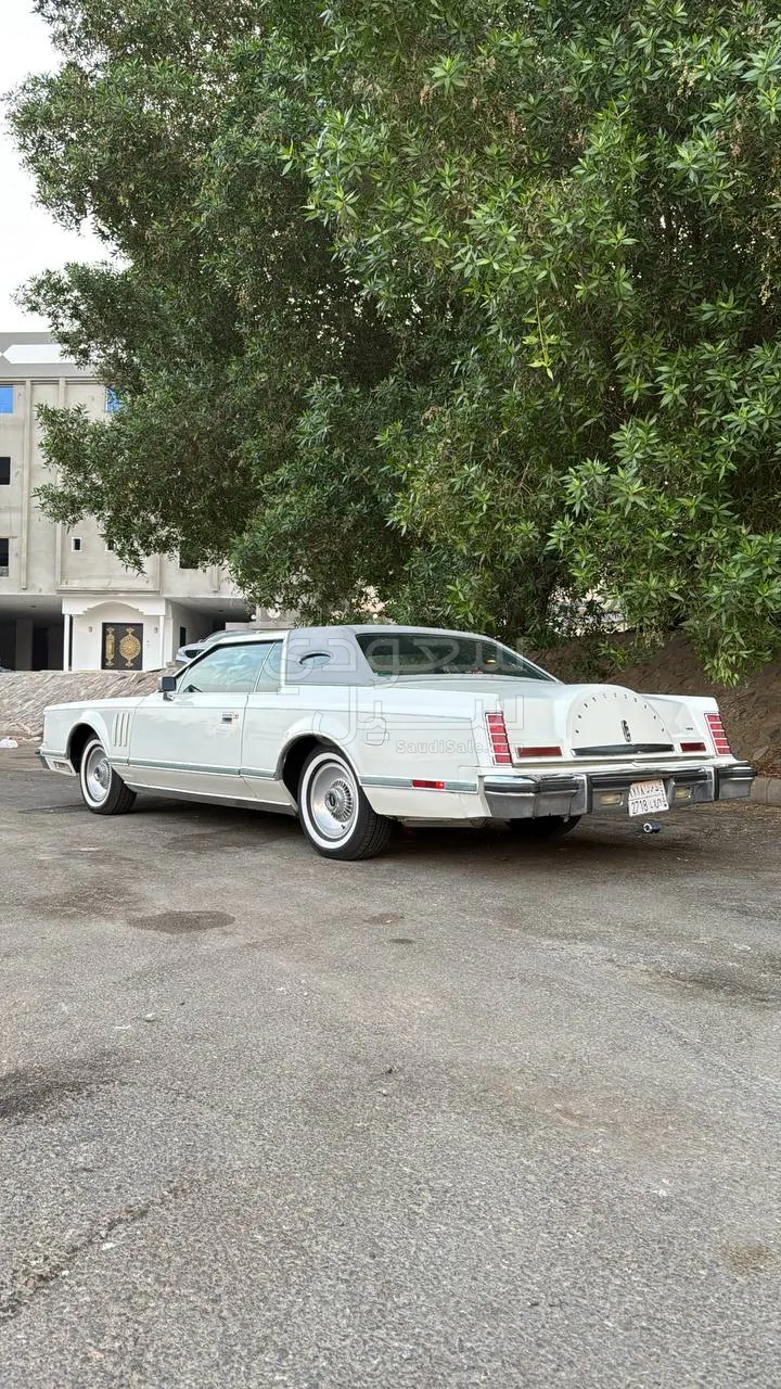 1978 لنكولن كونتيننتل