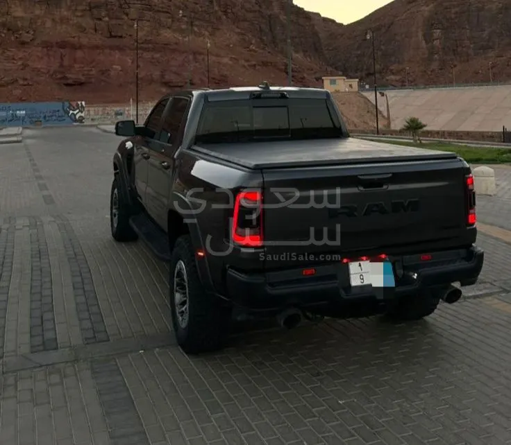 2022 دودج رام تي ار اكس