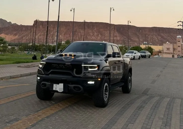 2022 دودج رام تي ار اكس