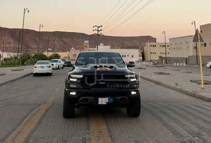 2022 دودج رام تي ار اكس