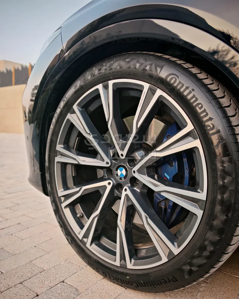 2021 بي ام دبليو الفئة اكس 7 إم كت