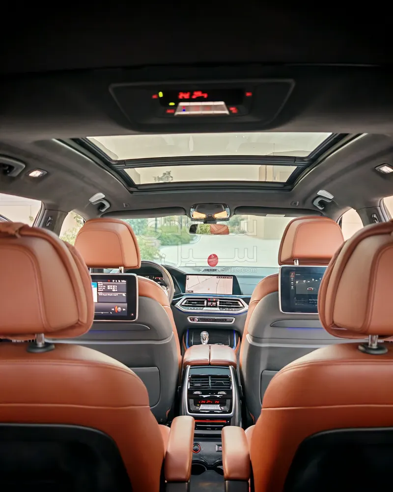 2021 بي ام دبليو الفئة اكس 7 إم كت