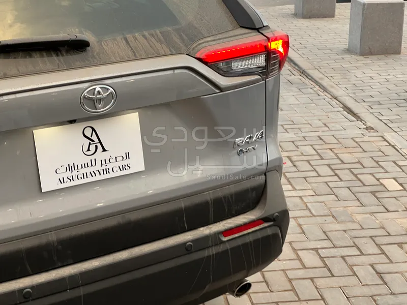 2025 تويوتا راف 4