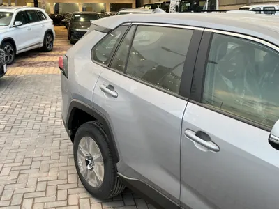 2025 تويوتا راف 4