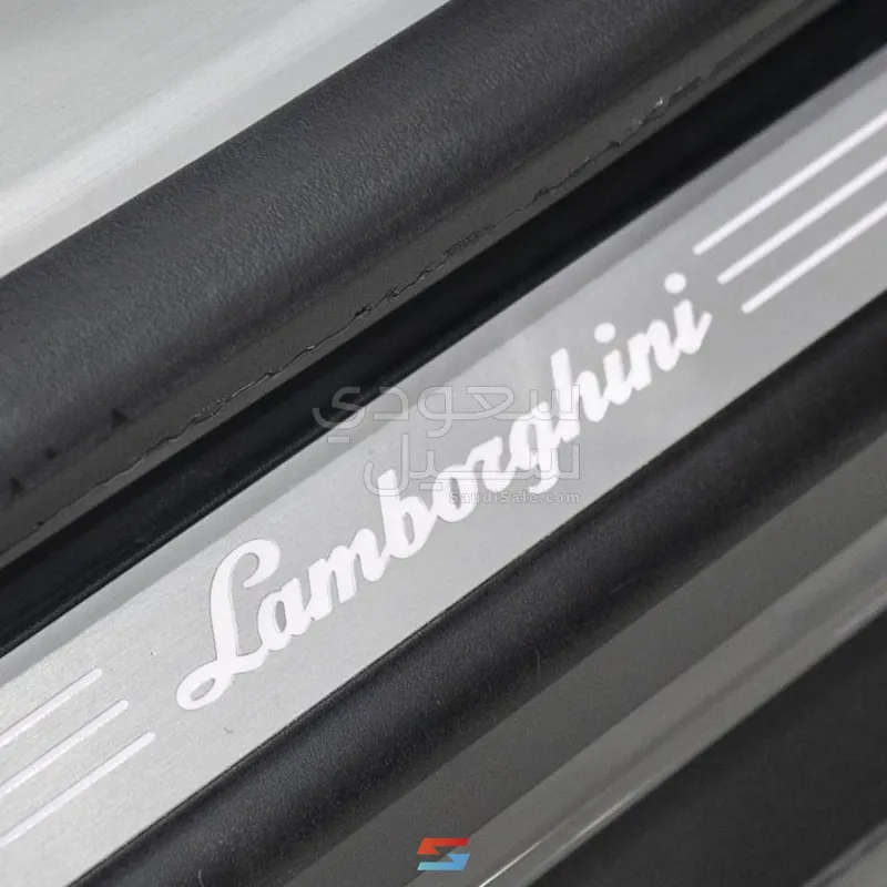 2021 لمبرجيني اوروس