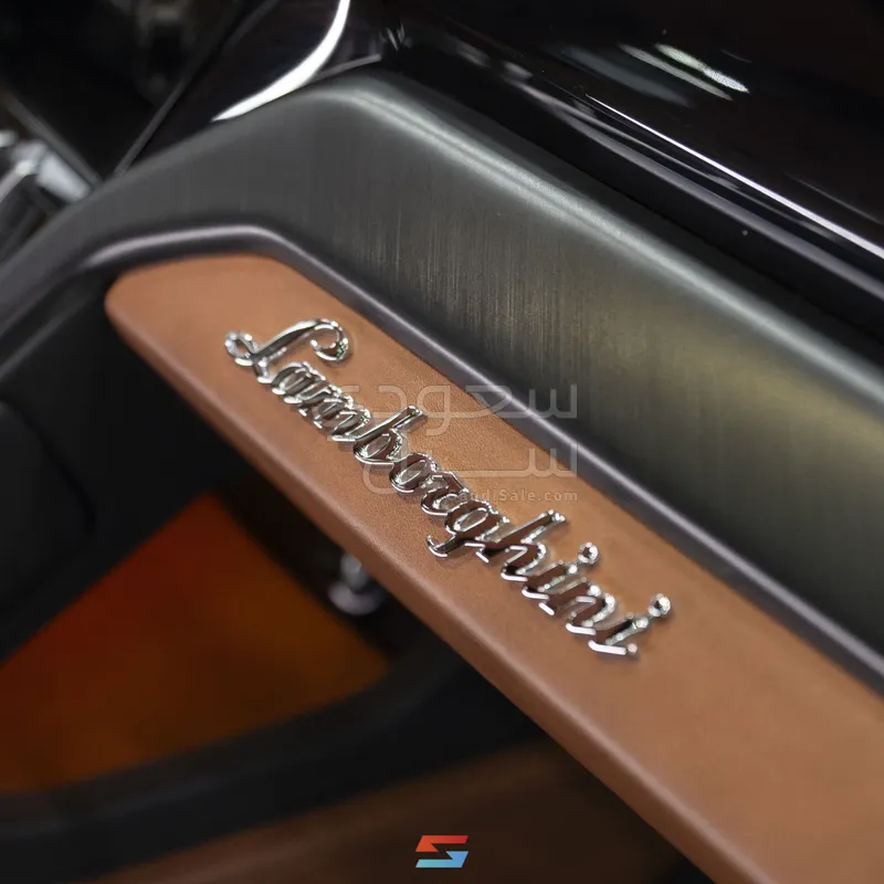 2021 لمبرجيني اوروس