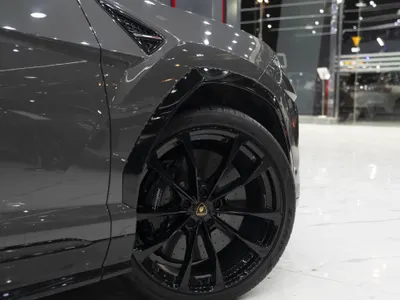 2021 لمبرجيني اوروس