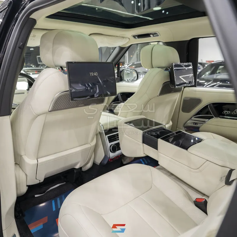 2025 لاند روفر رينج روفر اوتوبيوغرافي