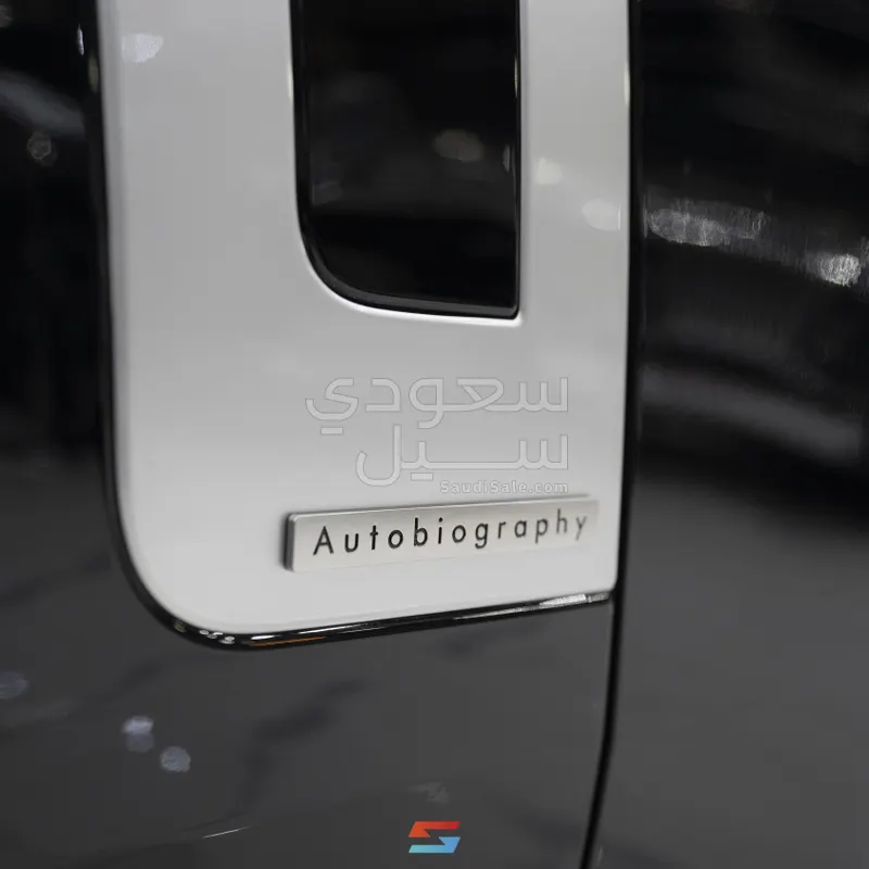 2025 لاند روفر رينج روفر اوتوبيوغرافي