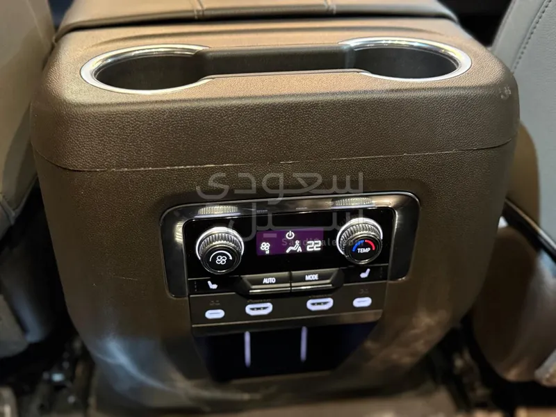 2023 جي ام سي يوكون اس ال تي