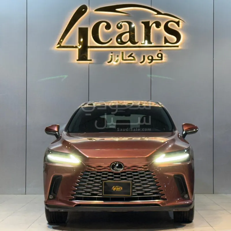 2023 لكزس أر إكس 350