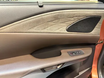 2023 لكزس أر إكس 350