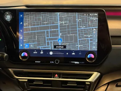 2023 لكزس أر إكس 350