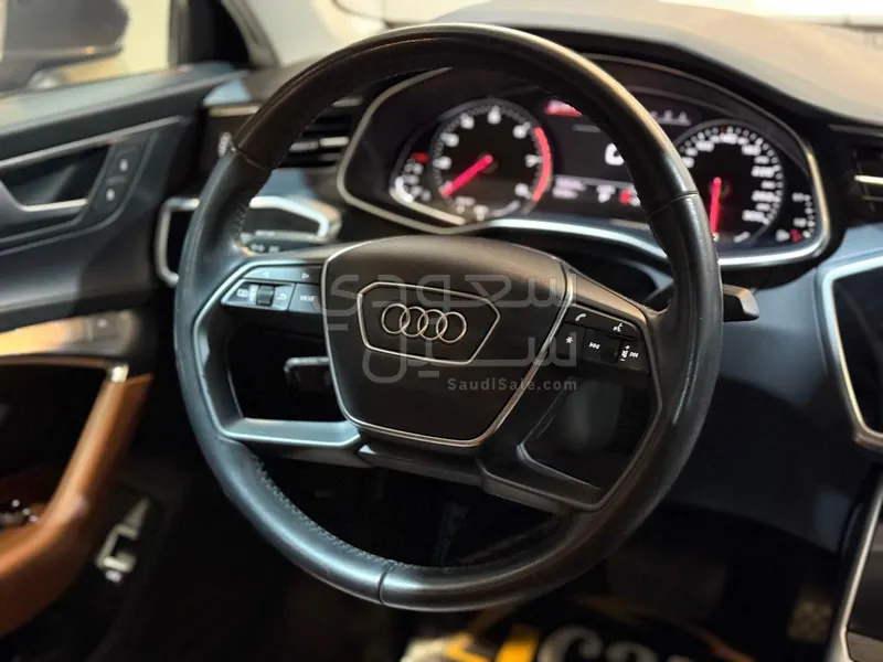 2021 اودي اي 6 40 تي اف اس اي