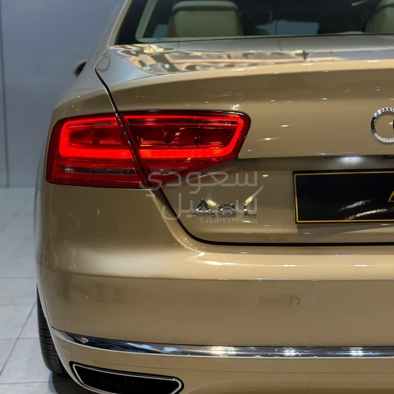 2014 اودي اي 8 ال