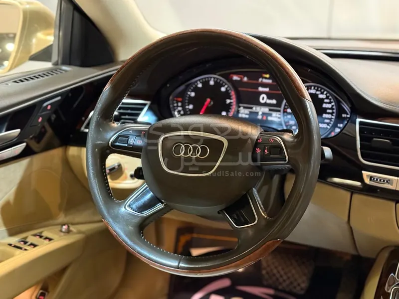 2014 اودي اي 8 ال