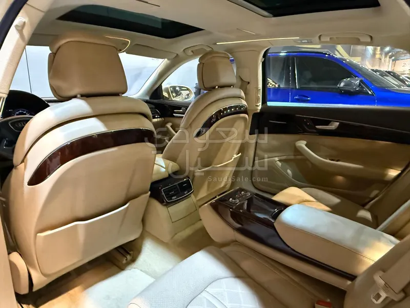 2014 اودي اي 8 ال