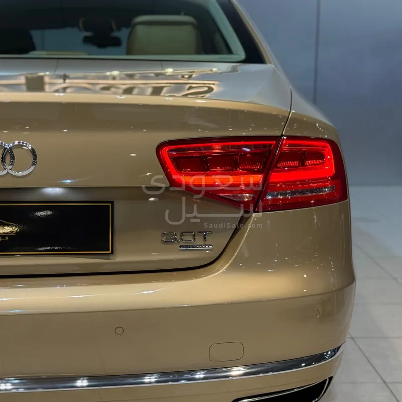 2014 اودي اي 8 ال