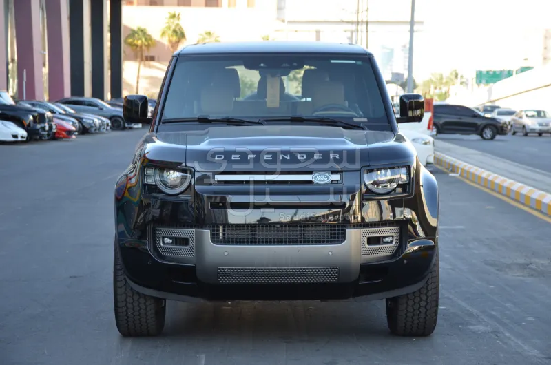 2025 لاند روفر ديفيندر