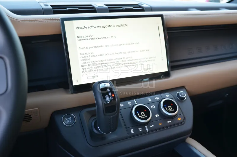 2025 لاند روفر ديفيندر