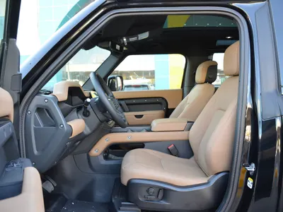 2025 لاند روفر ديفيندر