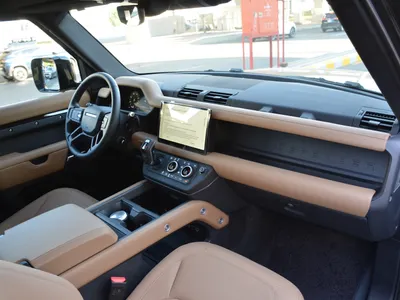 2025 لاند روفر ديفيندر