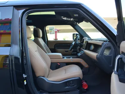 2025 لاند روفر ديفيندر