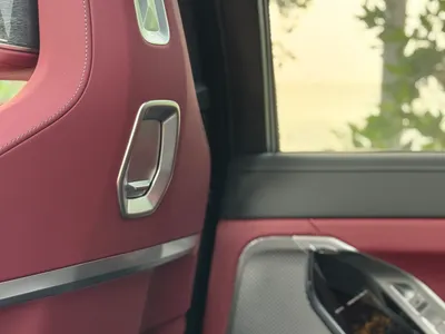 2024 بي ام دبليو الفئة السابعة 740 إل أي