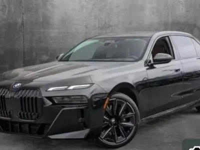 2024 بي ام دبليو الفئة السابعة 740 إل أي