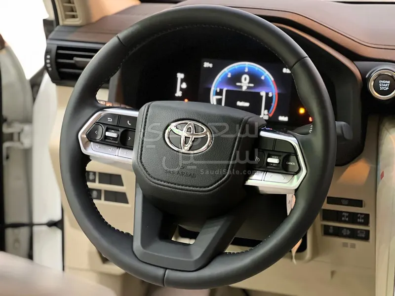 2025 تويوتا لاند كروزر جي اكس ار