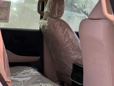 2025 تويوتا لاند كروزر جي اكس ار