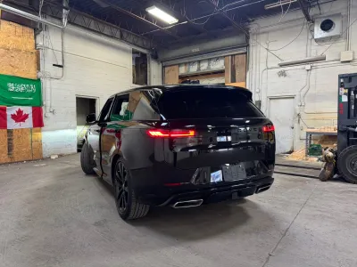 2025 لاند روفر رينج روفر سبورت اتش اس اي