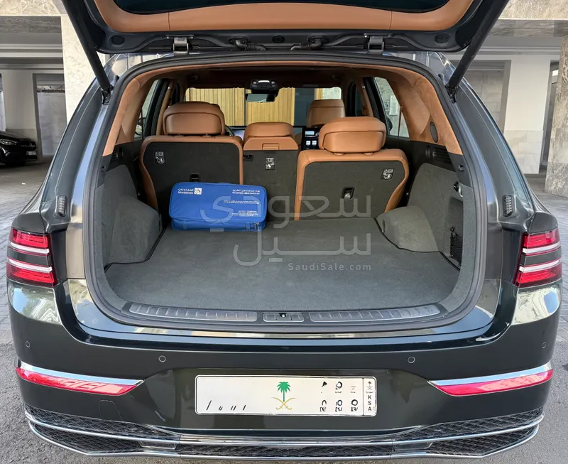 2025 جينيسيس جي في 80